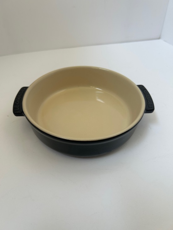 Le Creuset Other - Le creuset Round Braiser with Cream Enamel Interior